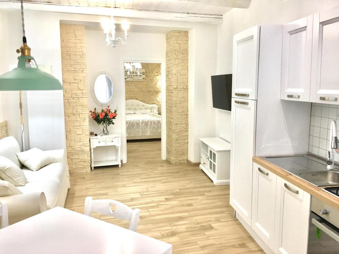 Casanova - Luxury Apartment Vibo Valentia Buitenkant foto