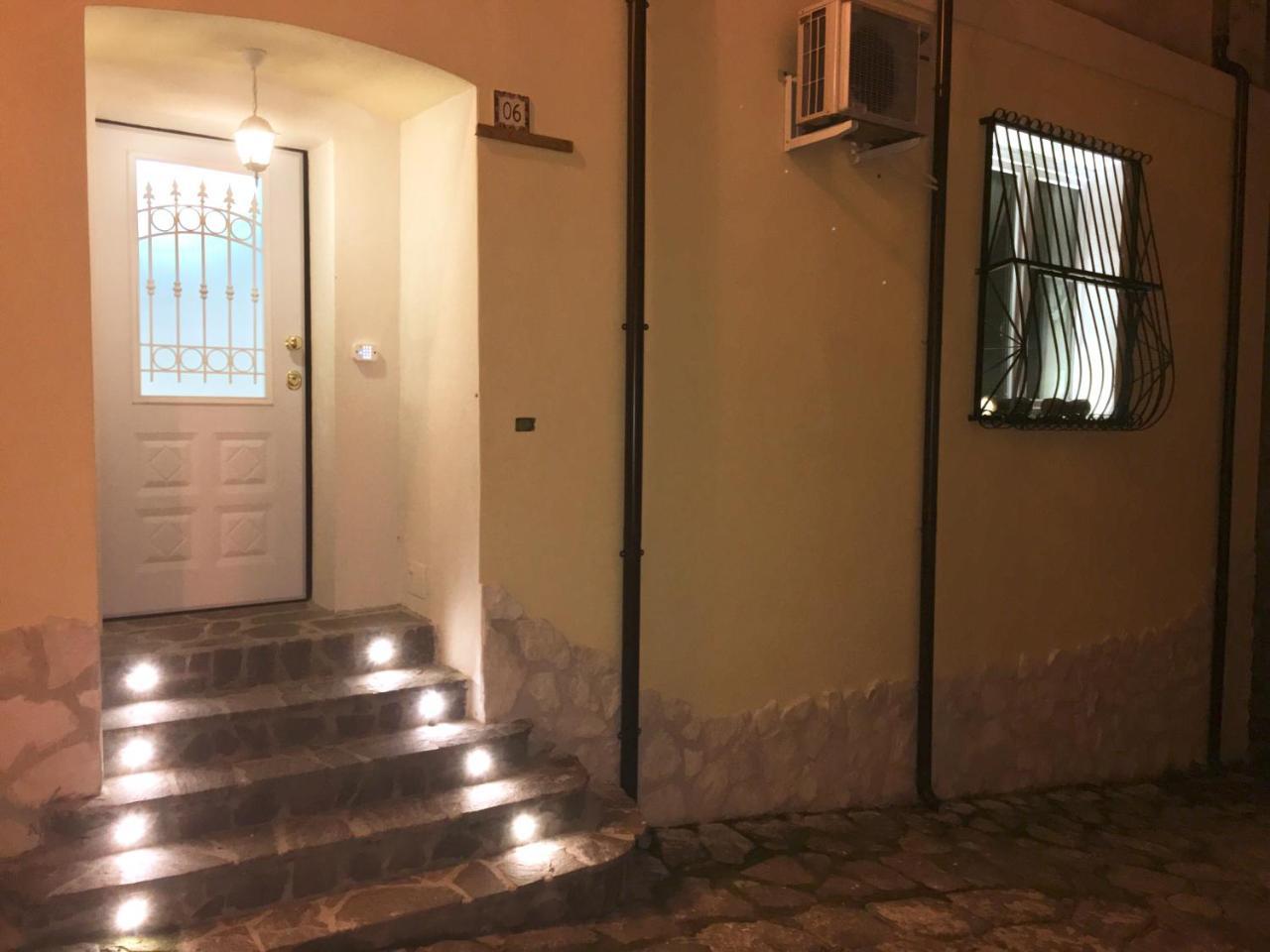 Casanova - Luxury Apartment Vibo Valentia Buitenkant foto